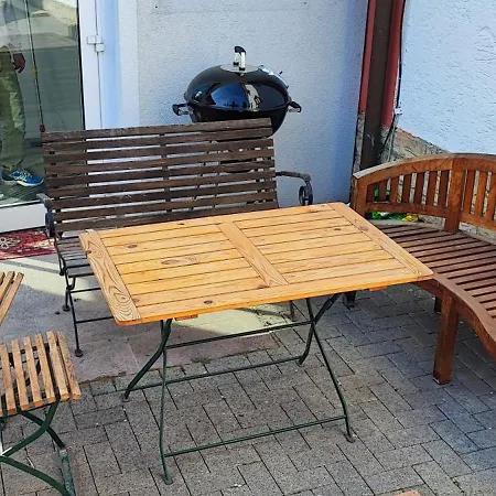 Prázdninový dům Grosses Bis 22 Personen Bei Wuerzburg Fuer Famientreffen - Firmenevents Mit Bbq-grillveranstalltung Moeglich Mit 10 Schlafzimmern Und Drei Badezimmer