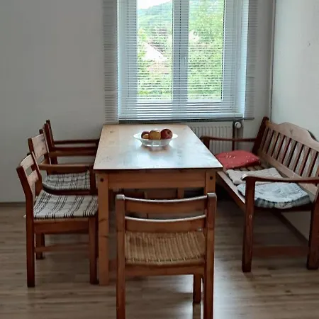 Holiday home Zentrales Grosses Monteurhaus Bei Wuerzburg Veitshochheim