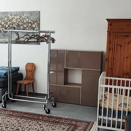 Zentrales Grosses Monteurhaus Bei Wuerzburg Holiday home